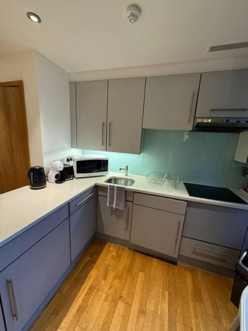 1 Bedroom In Piccadilly Circus St James Cov1 Лондон Екстер'єр фото